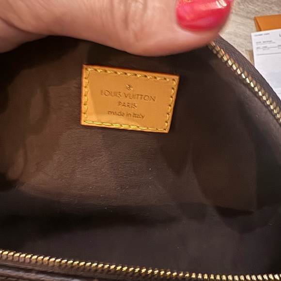 Louis Vuitton Mini Bum Bag - Picture 11 of 14